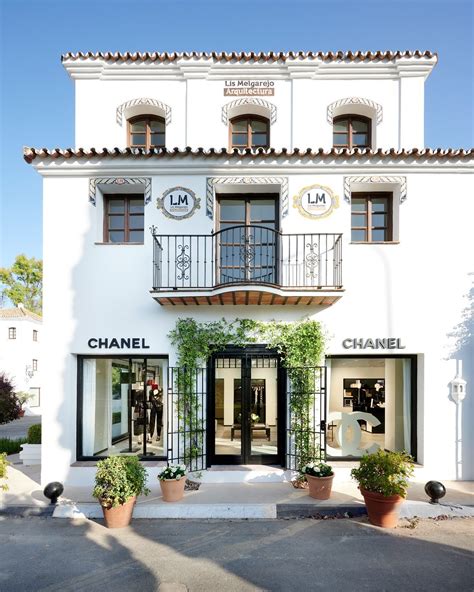 Boutique CHANEL marbella .